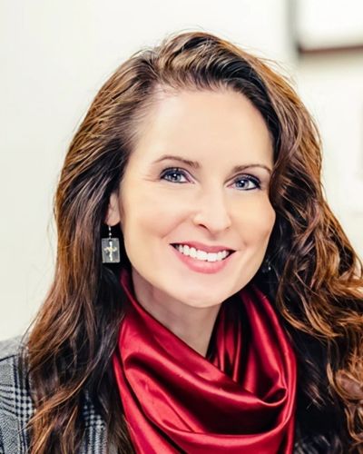 Dr.Sara Curell Graber